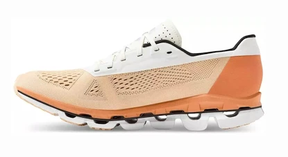 Chaussures de running pour femme On Cloudboom Savannah/White