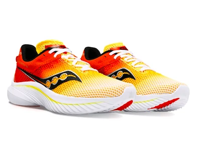 Chaussures de running pour homme Saucony  Kinvara 14 White/Vizigold  UK 7