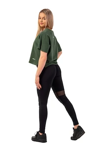 T-shirt pour femme Nebbia  Organic Cotton Loose Fit “The Minimalist” Crop Top 417 dark green M/L